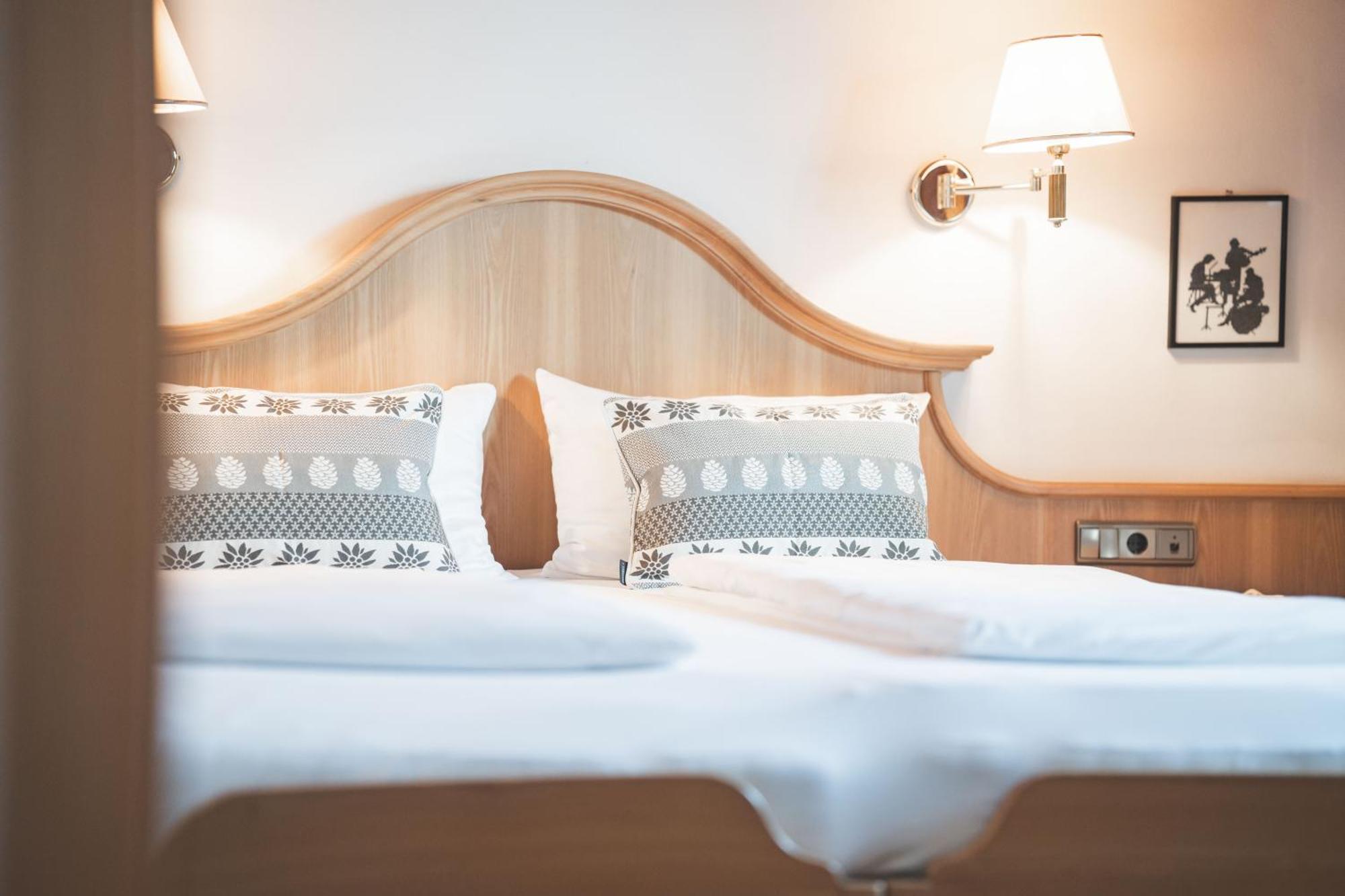 דוביאקו Hotel Gratschwirt מראה חיצוני תמונה